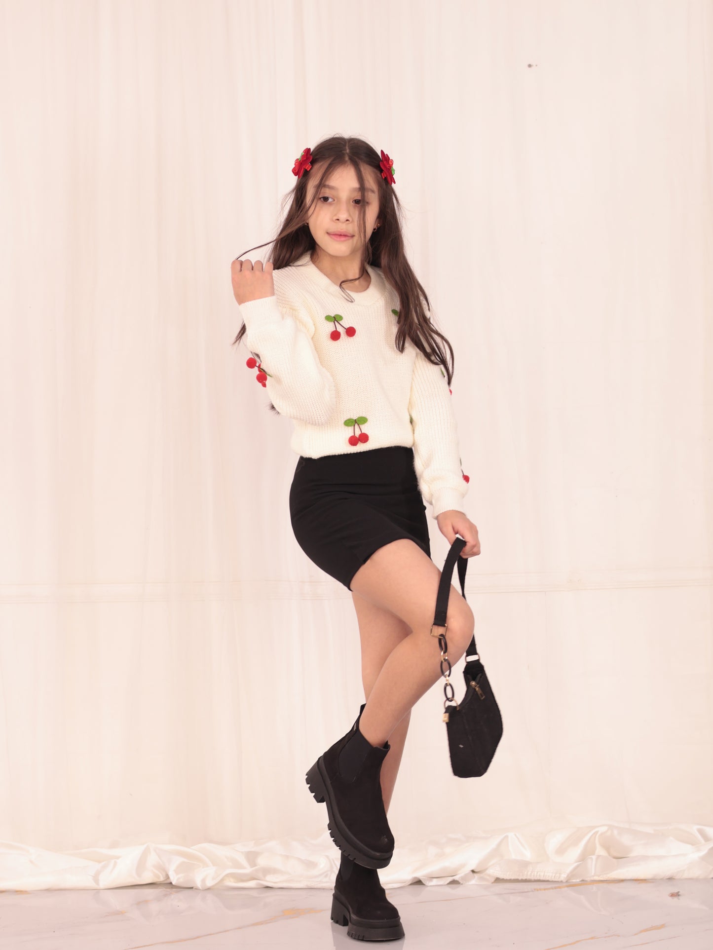 Falda + buzo cereza kids