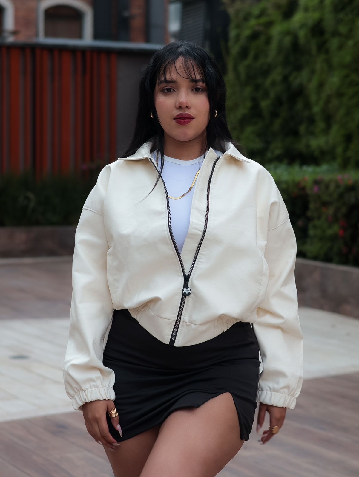 chaqueta cuero marfil