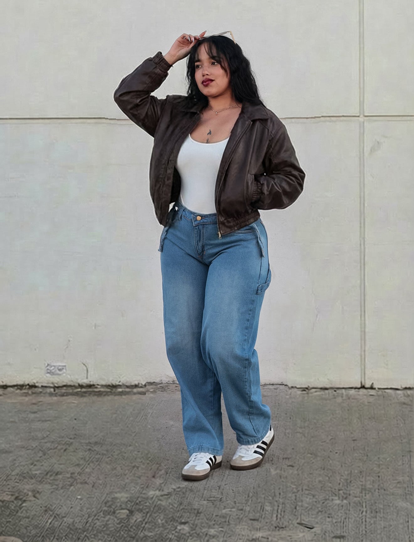 Combo jeans + chaqueta + body