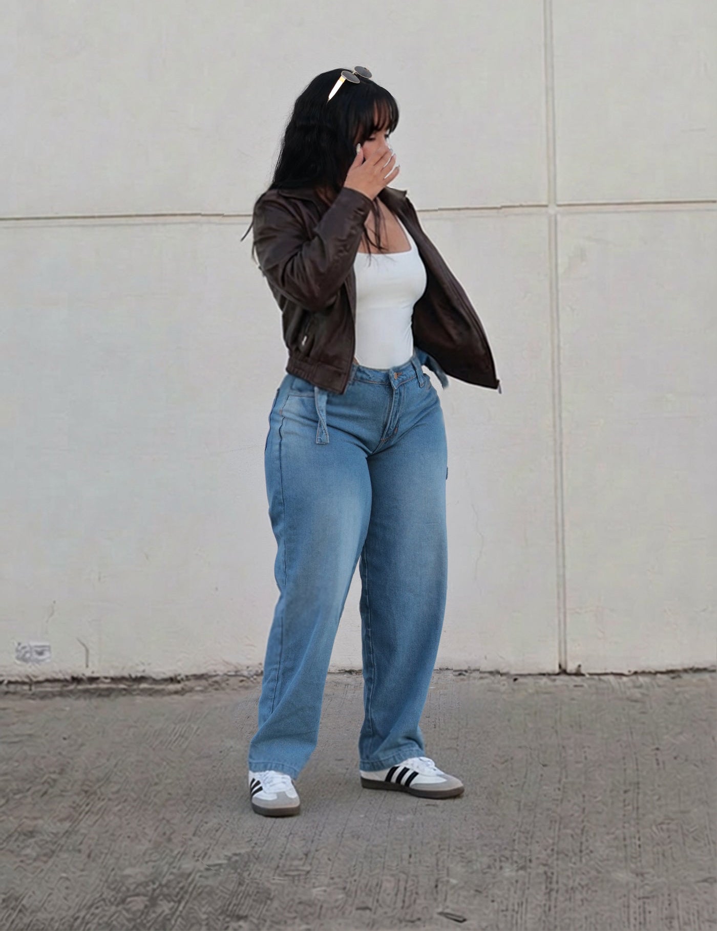 Combo jeans + chaqueta + body