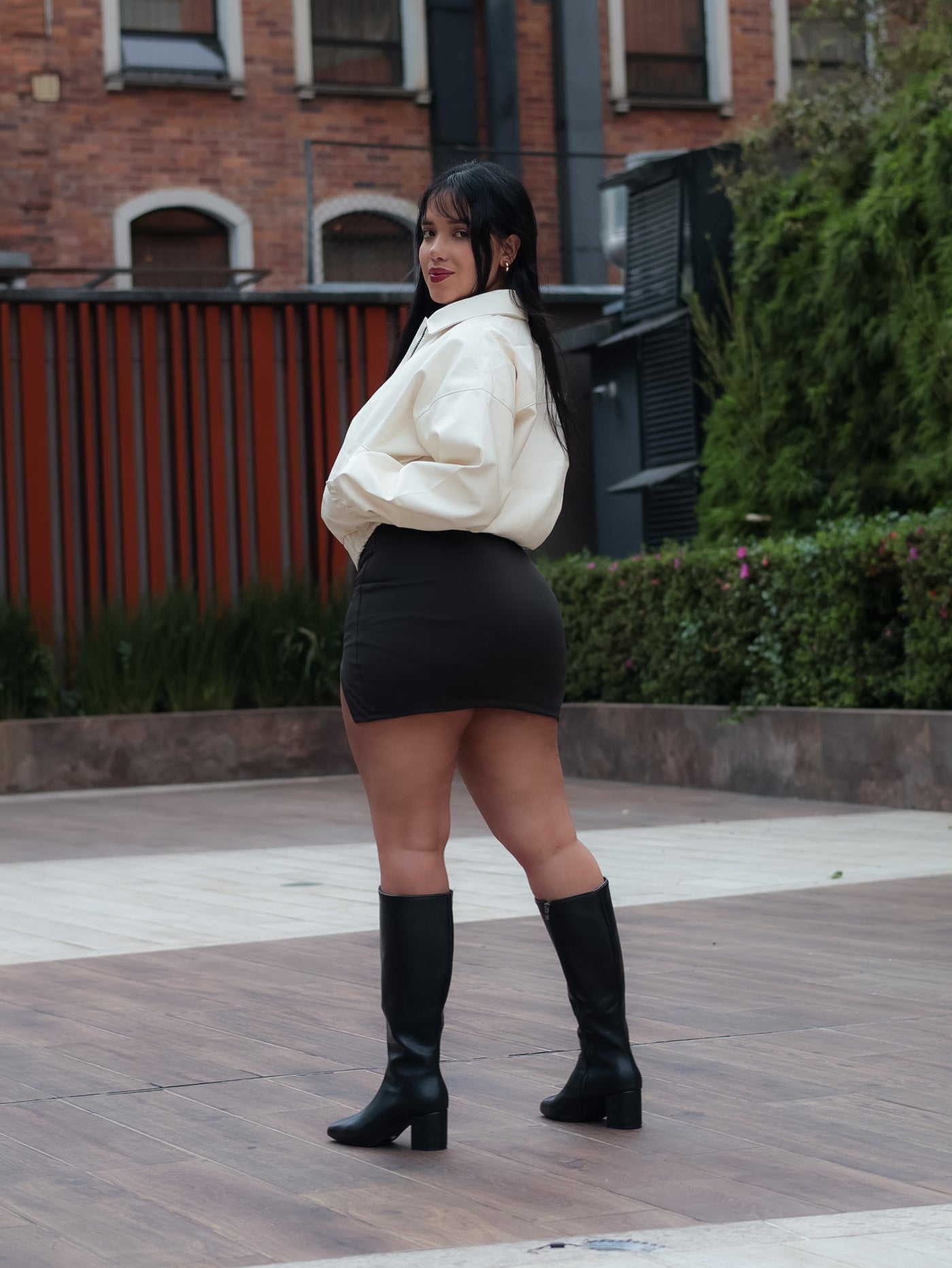 Falda + top + chaqueta