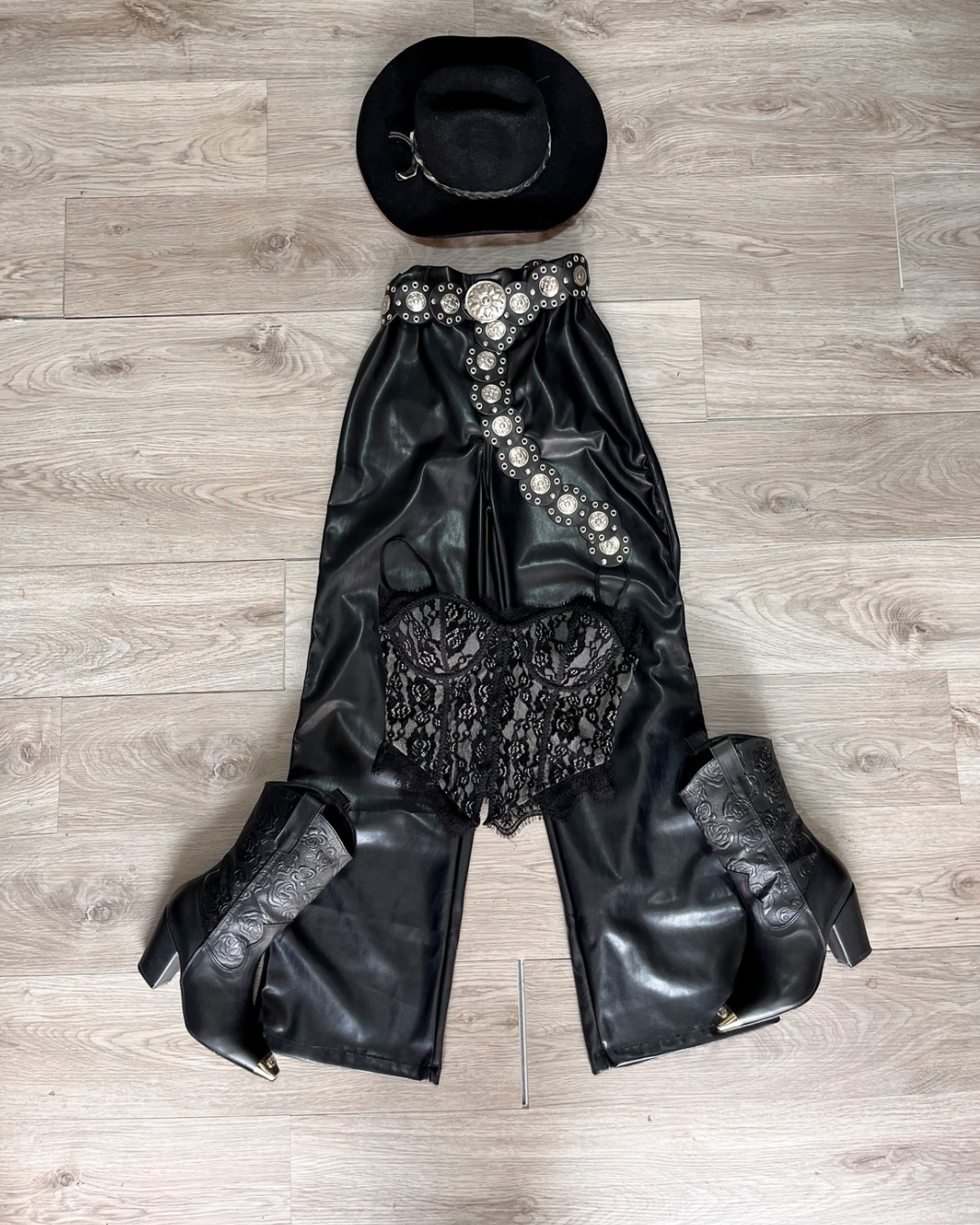 Combo Pant cuero + Corset
