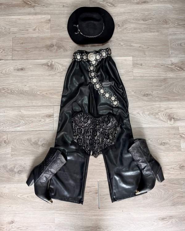 Combo Pant cuero + Corset