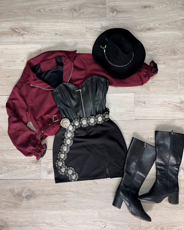 Combo chaqueta + falda + Corset